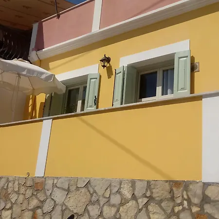 شقة Seleni